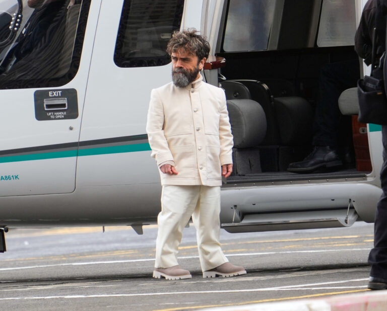 A Trónok harca kedvenc színésze a világhírű sci-fi sorozatban tér vissza