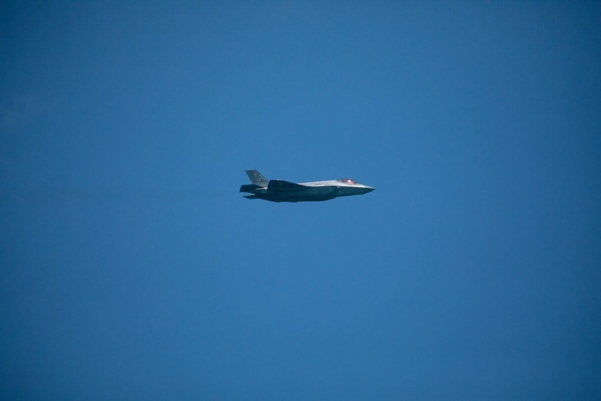 Újabb csapást mértek Irán szívére – sorra csapódnak be a rakéták