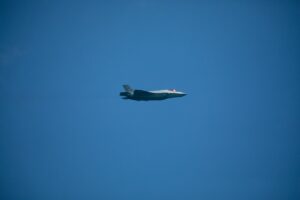 Újabb csapást mértek Irán szívére – sorra csapódnak be a rakéták