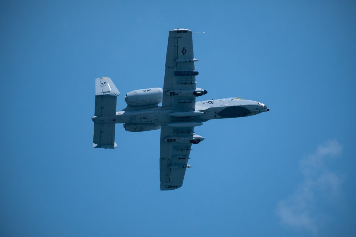 Rendkívüli a helyzet Iránban – újabb amerikai gépeket lőttek ki