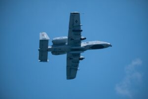 Rendkívüli a helyzet Iránban – újabb amerikai gépeket lőttek ki