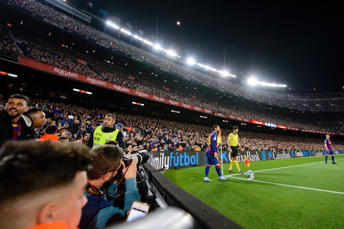 Meglepő név a Barcelonánál, nem Álvarez az első számú esélyes