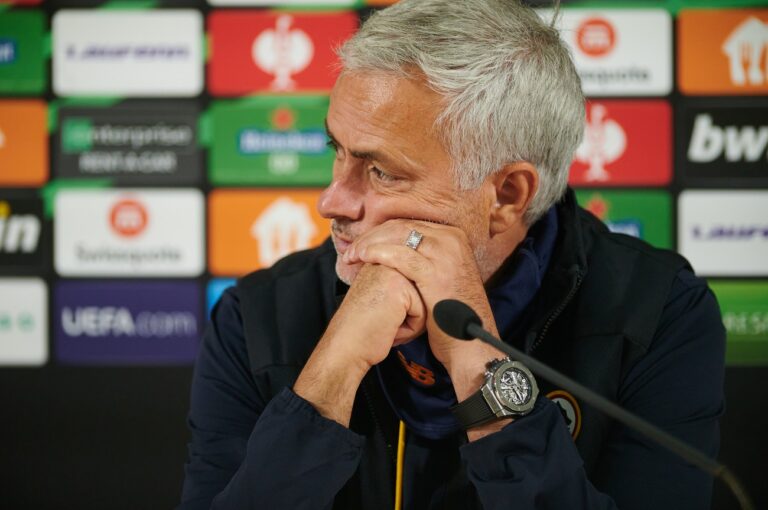 Mourinho visszatérhet Angliába, máris nagy klub csábítja
