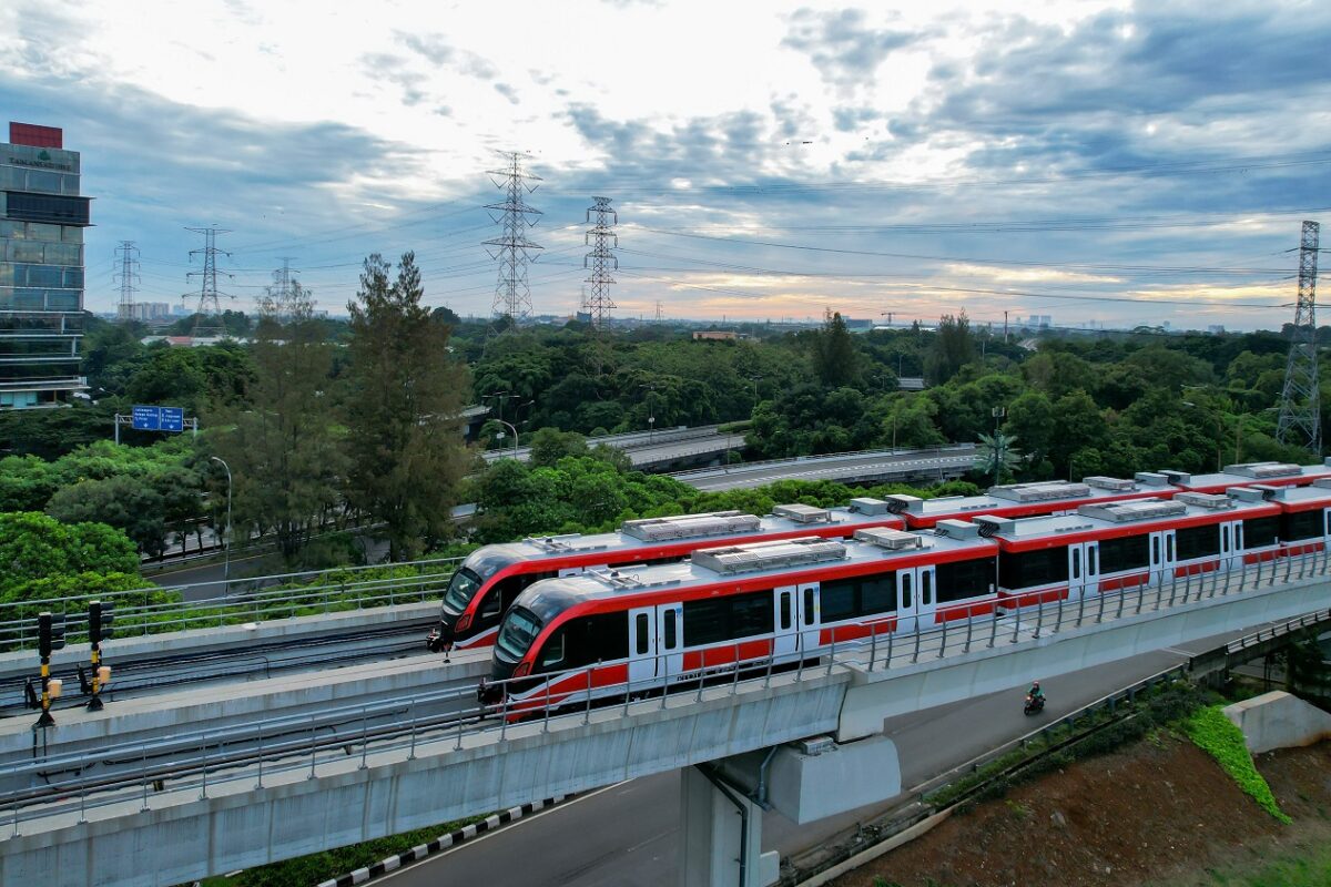 Döbbenetes vonatszerencsétlenség történt, eddig 7 halottról tudni