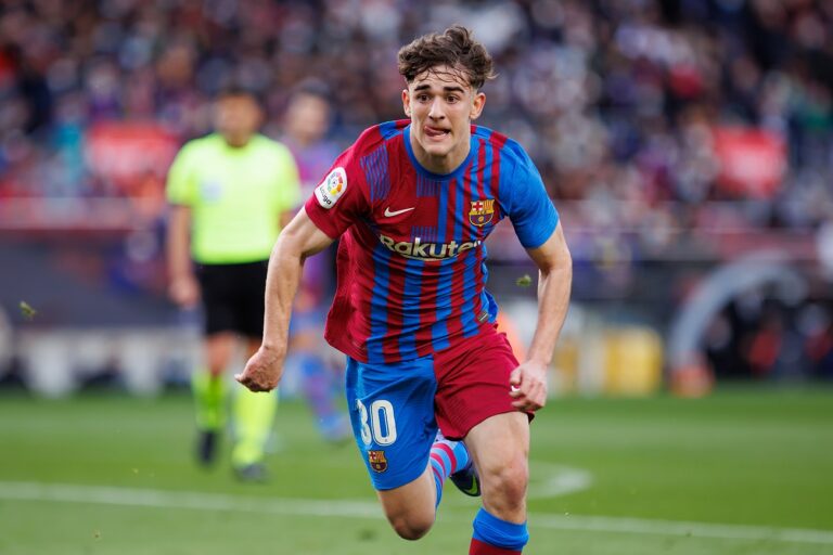 Meglepő fordulat Barcelonában – 75 millió euróért válhatnak meg tőle