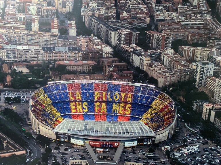 Két nagy név a listán, komoly változás jöhet a Barcelonánál