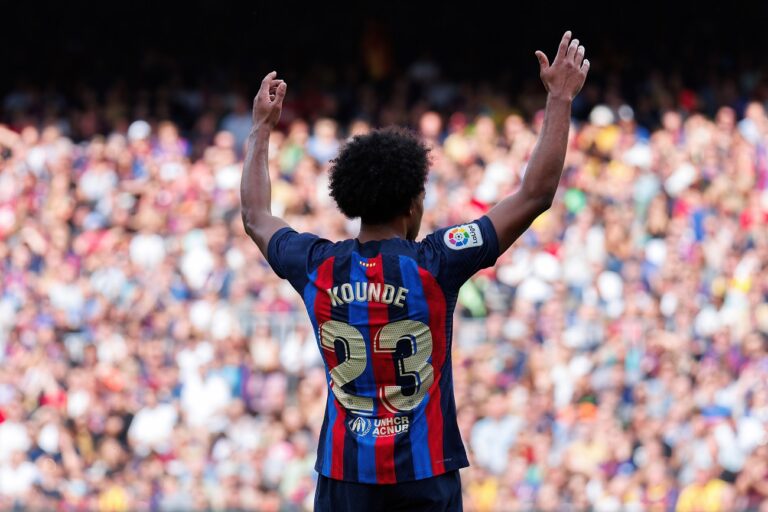 Meglepő fordulat Barcelonában, távozhat az egyik alapember