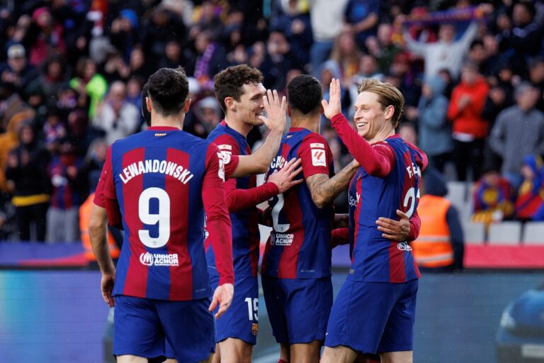 Véget érhet egy korszak, Lewandowski nagy döntés előtt