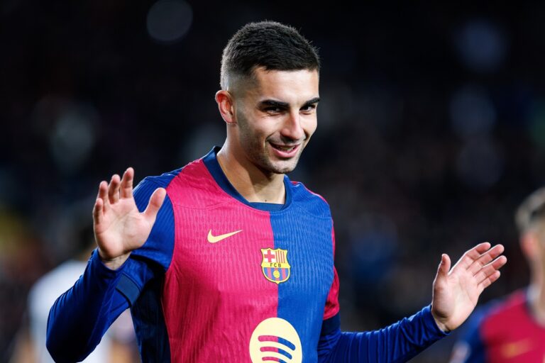 Óriási probléma lehet ez a Barcelonának – Madridba tarthat Ferran Torres