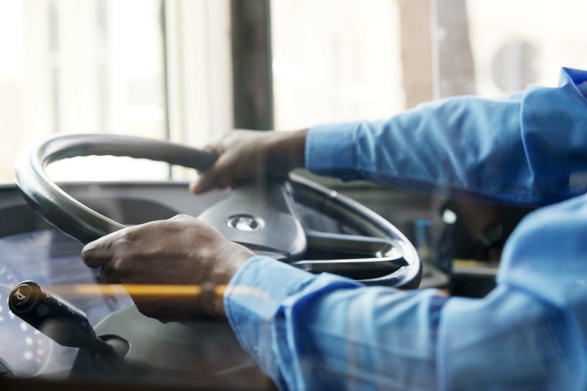 Megdöbbentő, amit ez a buszsofőr tett – azonnal kirúgták