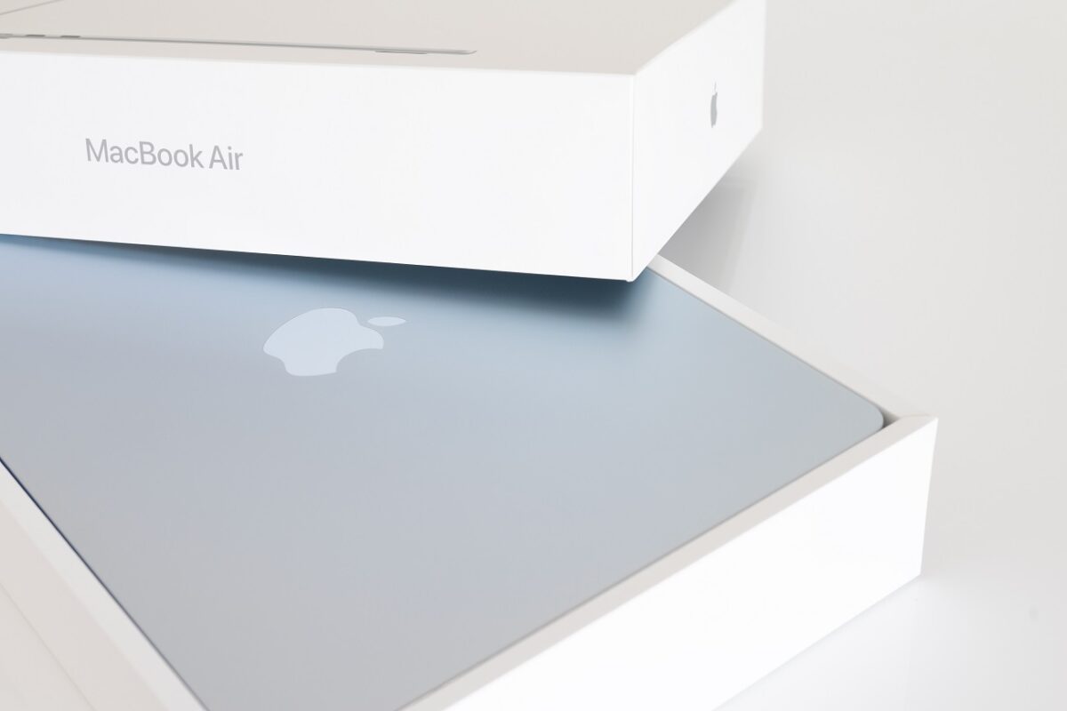 Ezek a laptopok hosszabb üzemidőt kínálnak, mint az M5-ös MacBook Air