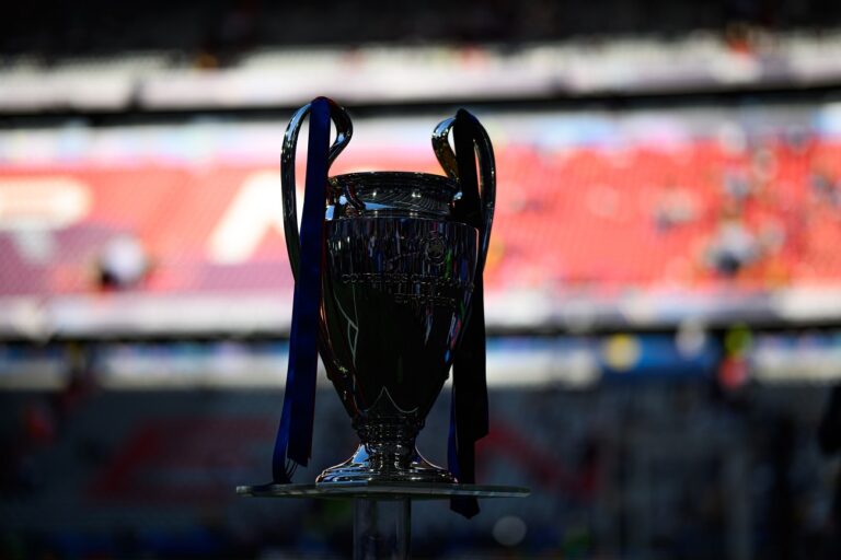 100 millió euróért vinné a PSG Anglia egyik legnagyobb tehetségét