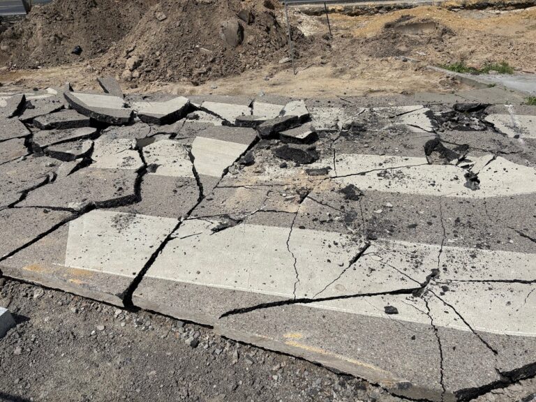Döbbenetes erejű földrengésről érkezett rendkívüli bejelentés hajnalban Indonéziából