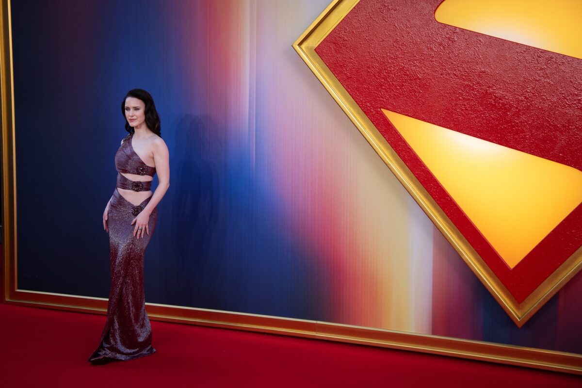 Közülük kerül ki Superman titokzatos királynője az új sci-fiben