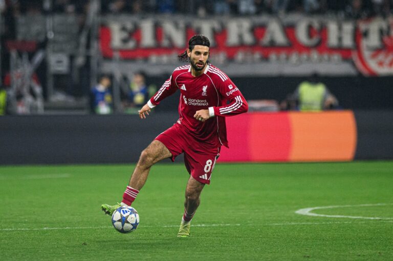 Mindenki Xabi Alonsót várta, de a Liverpool váratlan döntést hozott