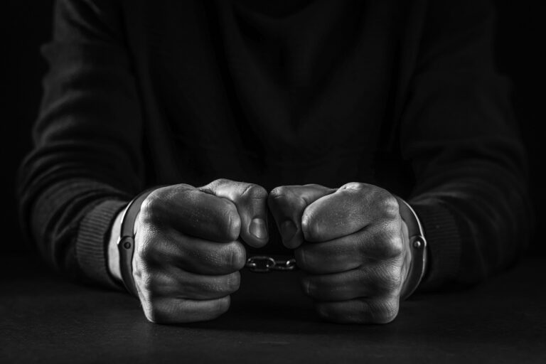 Saját otthonában támadtak meg egy 90 éves nyugdíjast – közleményt adott ki a rendőrség