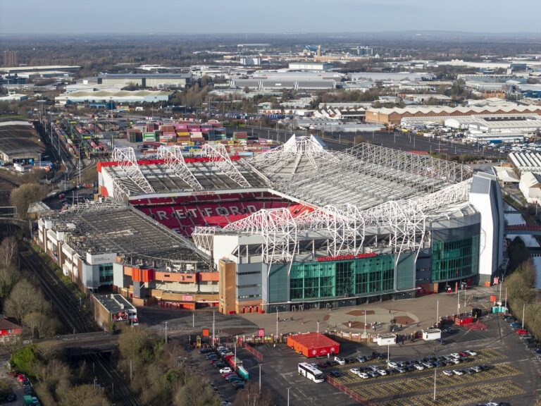 Új sztár érkezhet a Manchester Unitedhez – igazi meglepetés lehet