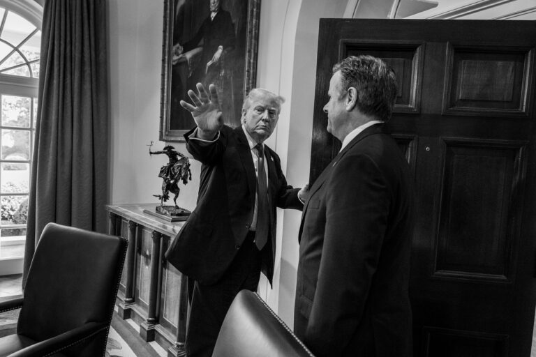 Az USA első embere ismét nekiment a pápának – már Meloni is reagált