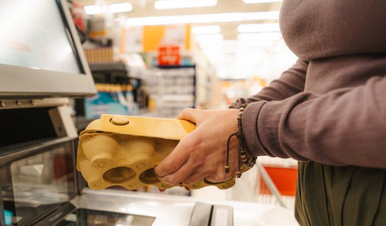 Meglepő ármozgások – olcsóbb lett a hús és a tej, de drágul a tojás