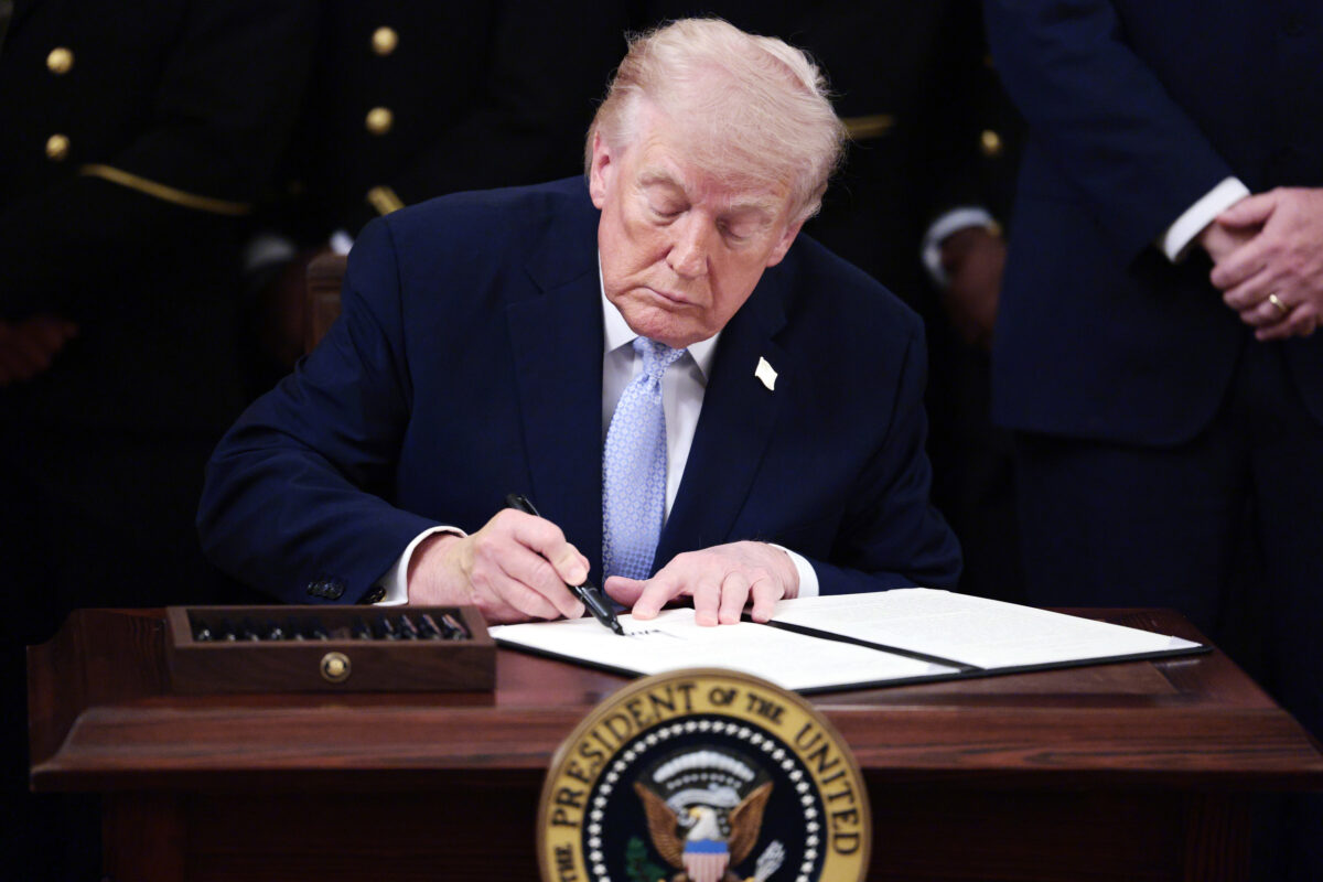 Donald Trump azonnali bejelentést tett pénteken – nincs vége