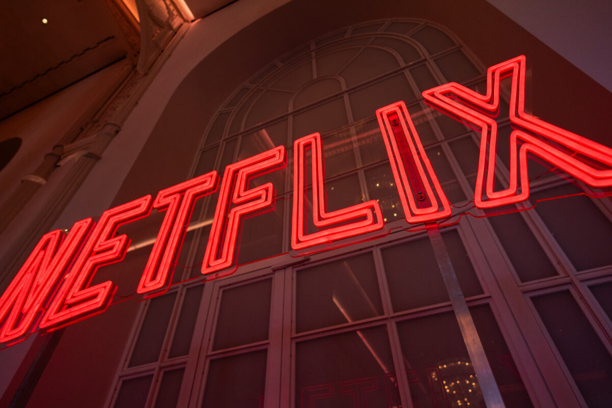 Óriási a felhajtás a Netflix legújabb sorozata körül, milliók nézik