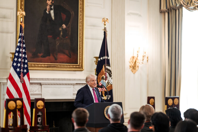 Váratlan fogadtatás érte Donald Trump-ot Kínában