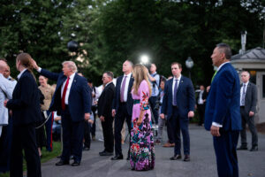 Új UFO-videók kavarták fel a közvéleményt – Trump elindította a lavinát