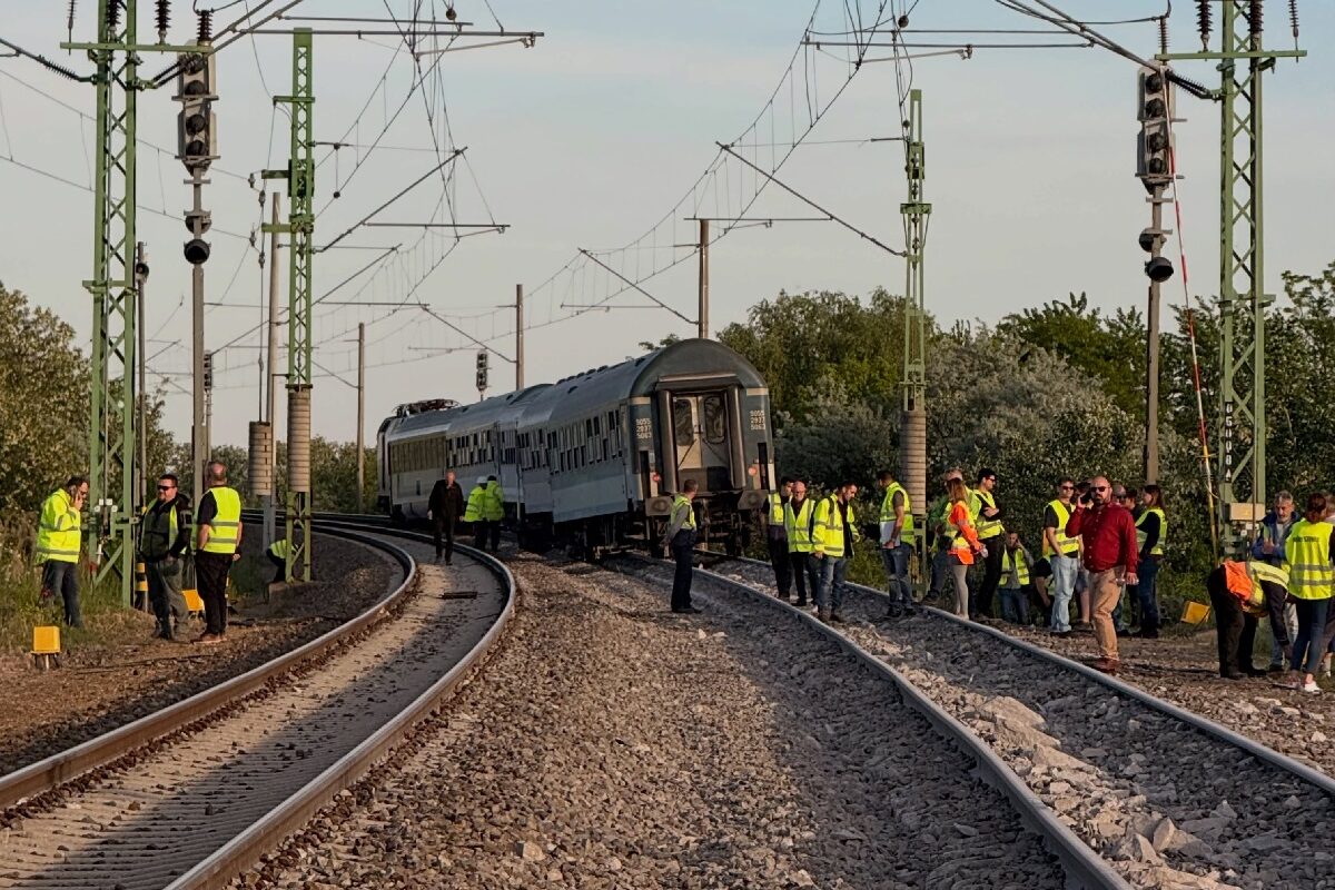 Azonnali közleményt adott ki a MÁV a Gyomaendrődnél történt súlyos vonatbalesetről