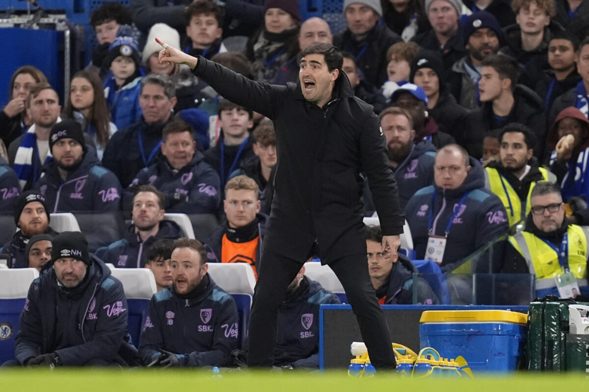 Csapatot vált az egyik legjobb futballedző – a Chelsea is érdeklődött