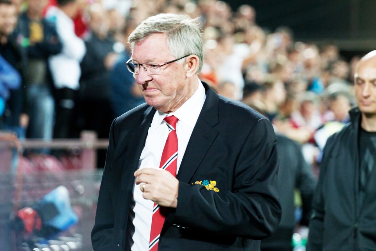 Mentő vitte el Sir Alex Fergusont a Manchester United stadionjából