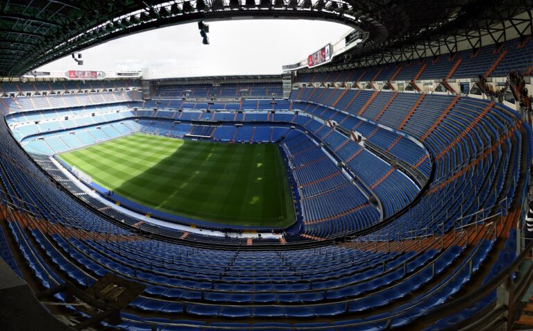 A Real Madrid lecsapna a Manchester United 15 éves csatártehetségére