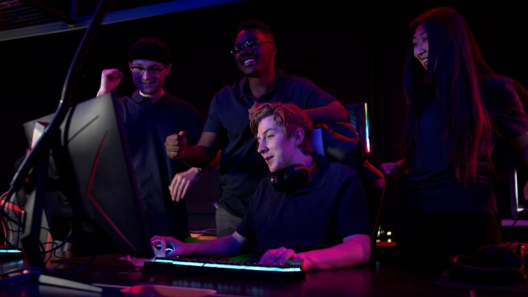 Ezek a mini gamer PC-k bizonyítják, nem kell toronyház a csúcsteljesítményhez