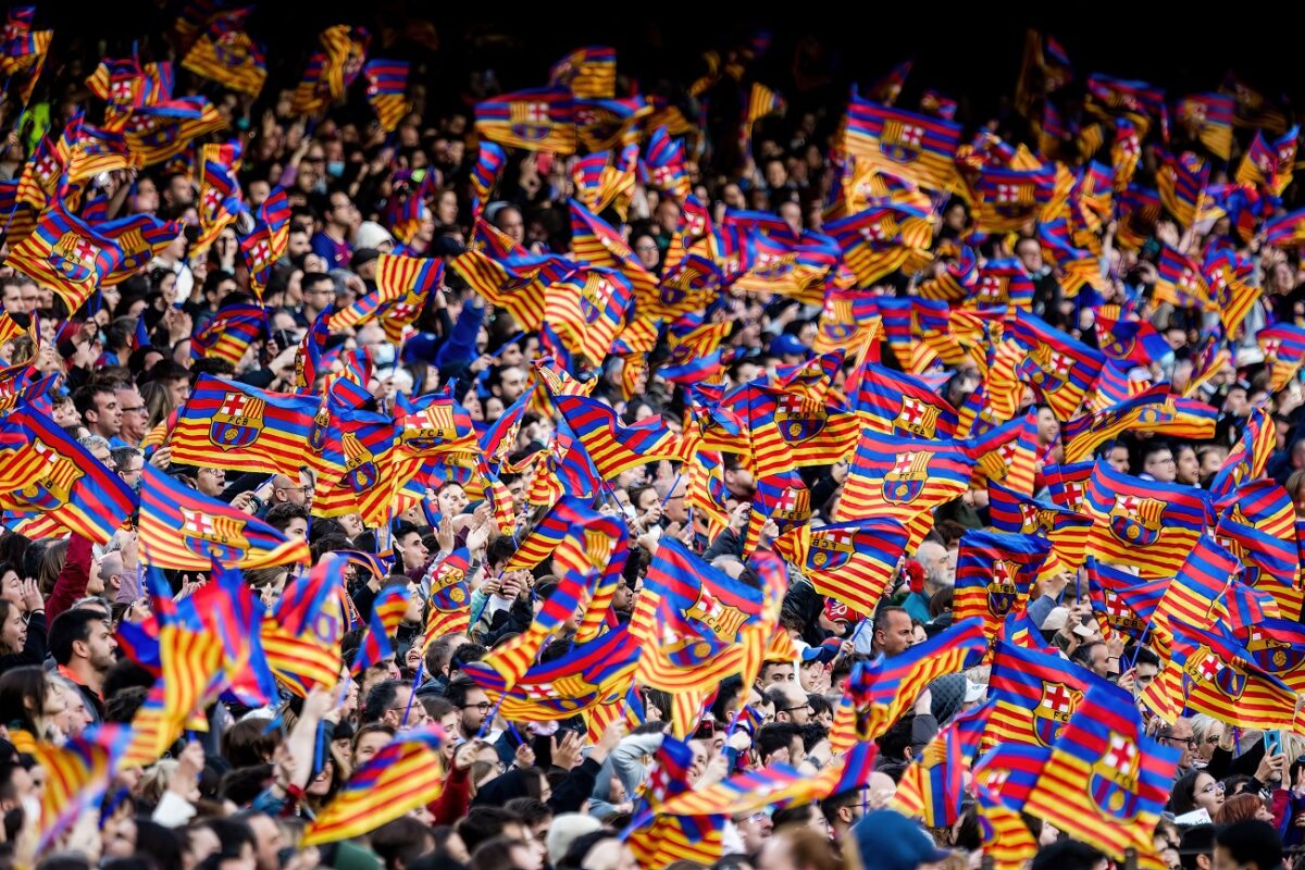 Modern jobbhátvédet akar a Barcelona, megvan a fő jelölt