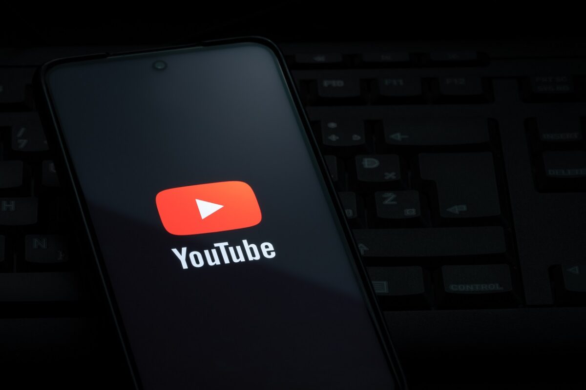 Eleged van az AI‑videókból? Itt a YouTube válasza