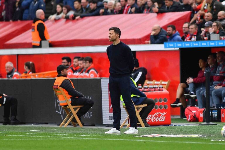 Megsértődött Xabi Alonso, a Liverpool túl sokáig hezitált