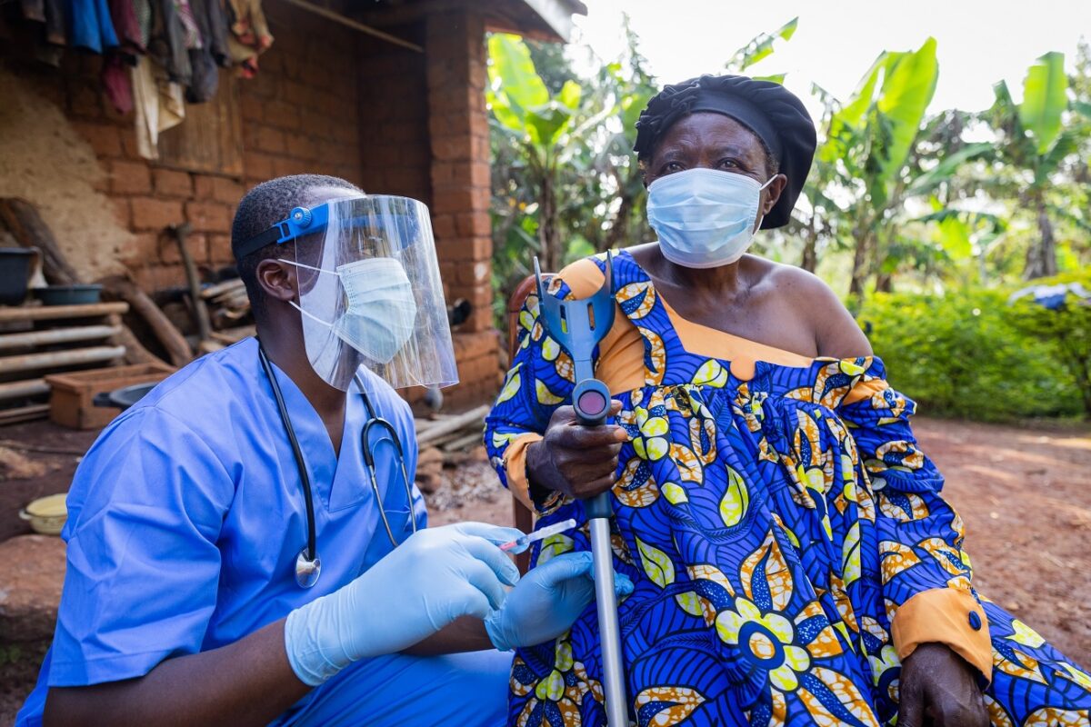 Már 80 halottról tudni – kitört az újabb ebolajárvány Afrikában