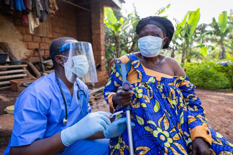 Már 80 halottról tudni – kitört az újabb ebolajárvány Afrikában