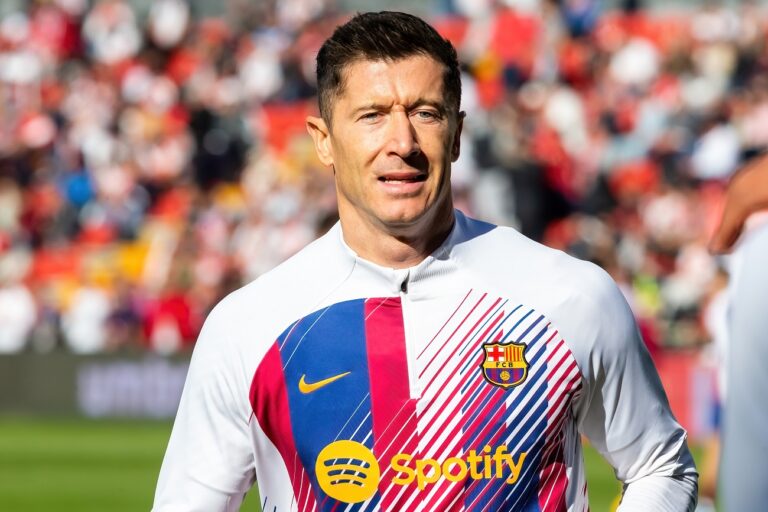 Szenzáció jöhet a LaLigában, Lewandowski Madridba tarthat