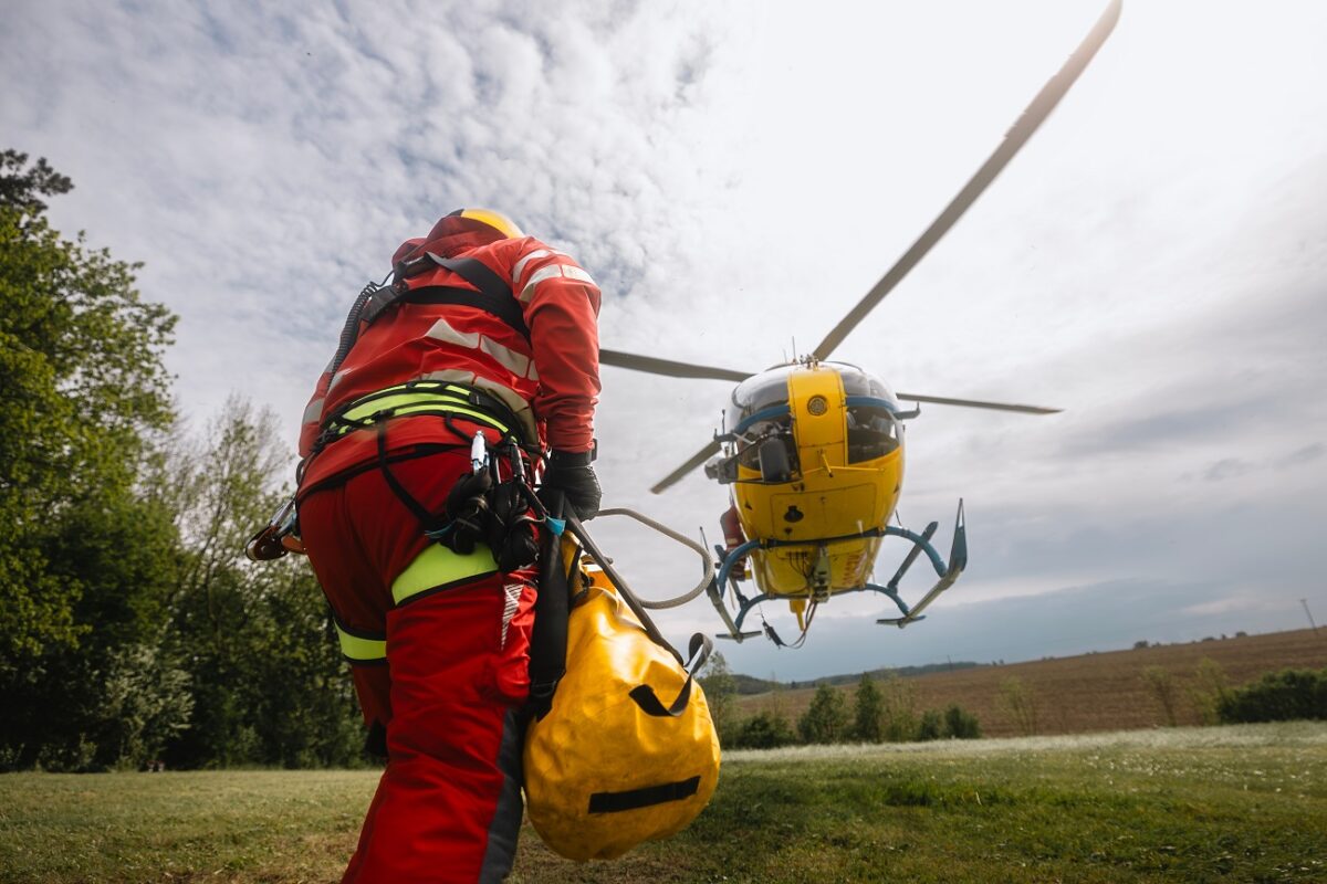 Súlyos a helyzet a Pilisnél – mentőhelikoptert is küldtek, jönnek a részletek