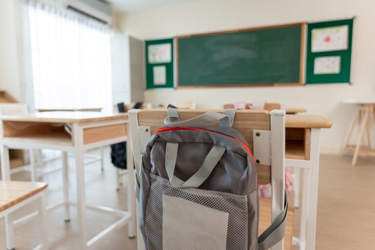 Sok magyar szülő csak fogja a fejét – ennyibe kerül ma egy ballagás