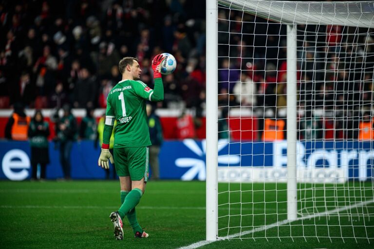 Meglepő szerepet kap a Bayern München legendás kapusa