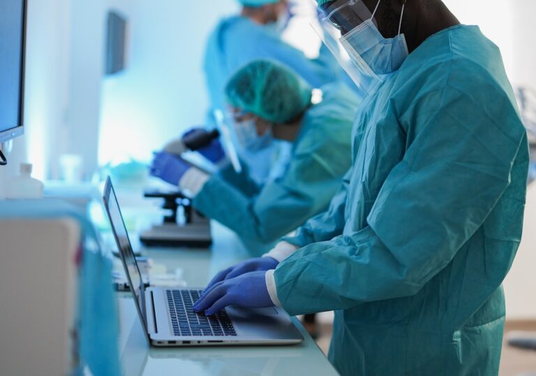Bejelentést tettek a halálos afrikai ebola-járványról