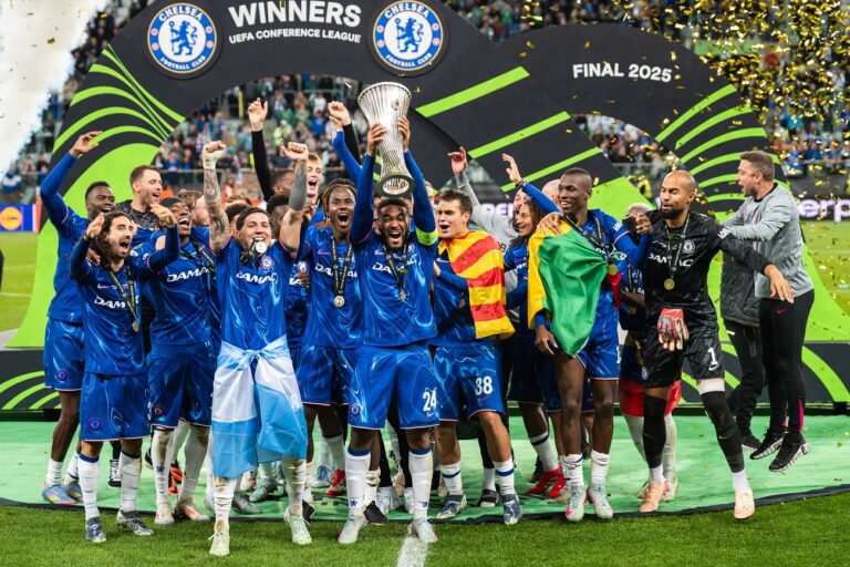 Hansi Flick a Chelsea brazil csatárát szeretné a Barcelonába