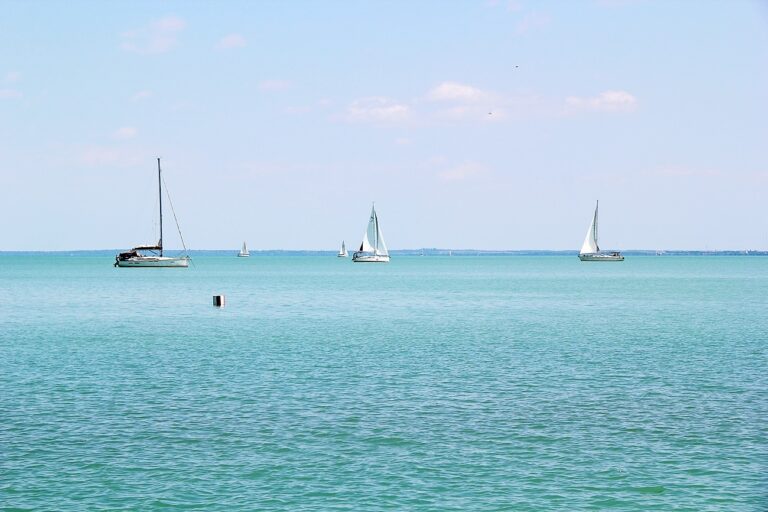 Meglepő fordulat a Balatonnál, eltűnt az ismert strandnál