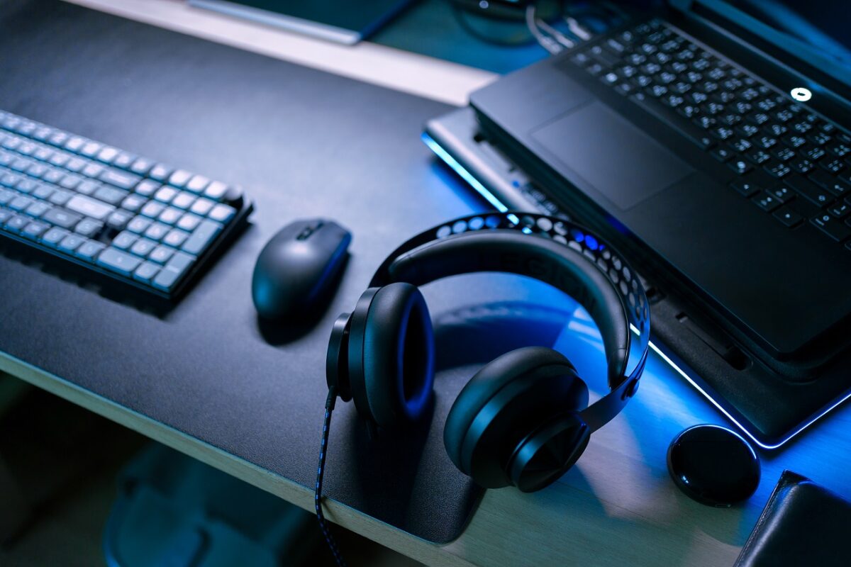 Asztali PC vagy laptop a jobb választás játékra 2026-ban?