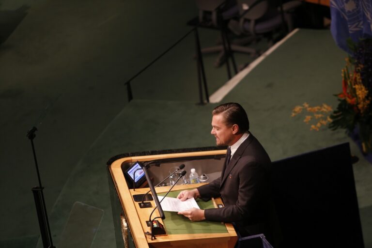 Leonardo DiCaprio olyat vállal be, amire 30 éve nem volt példa