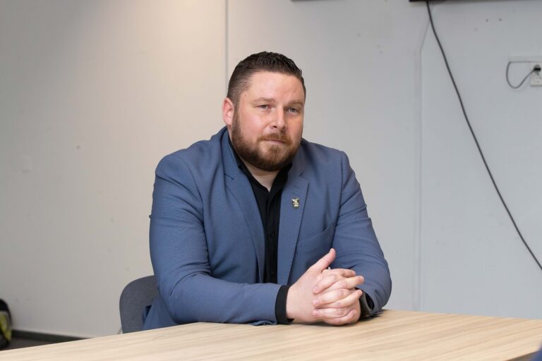 Bemutatták az év rendőrét Magyarországon – kimagasló munkát végzett