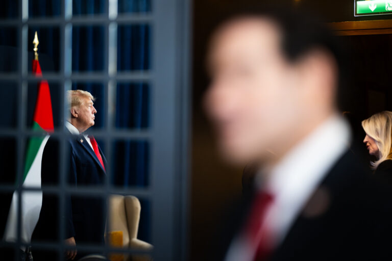 Donald Trump nagyon dühös – rendkívüli bejelentéssel üzent Iránnak