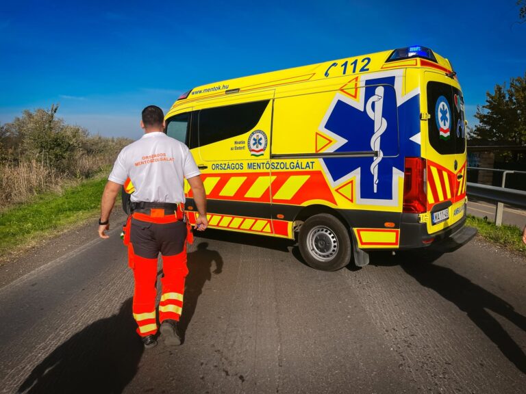 Mentőhelikoptert is riasztottak a kerékpárversenyre – bejelentést tett az OMSZ