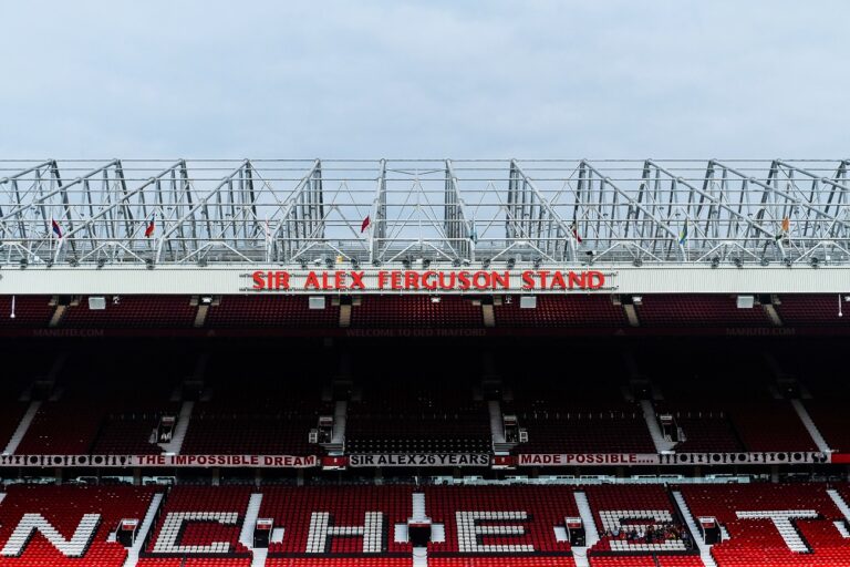 Nagy összegért csábítaná el riválisától a Manchester United a fiatal sztárt